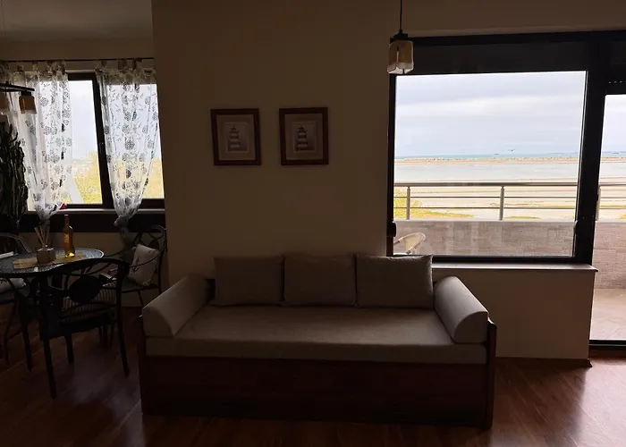 Sea View Escape Бургас